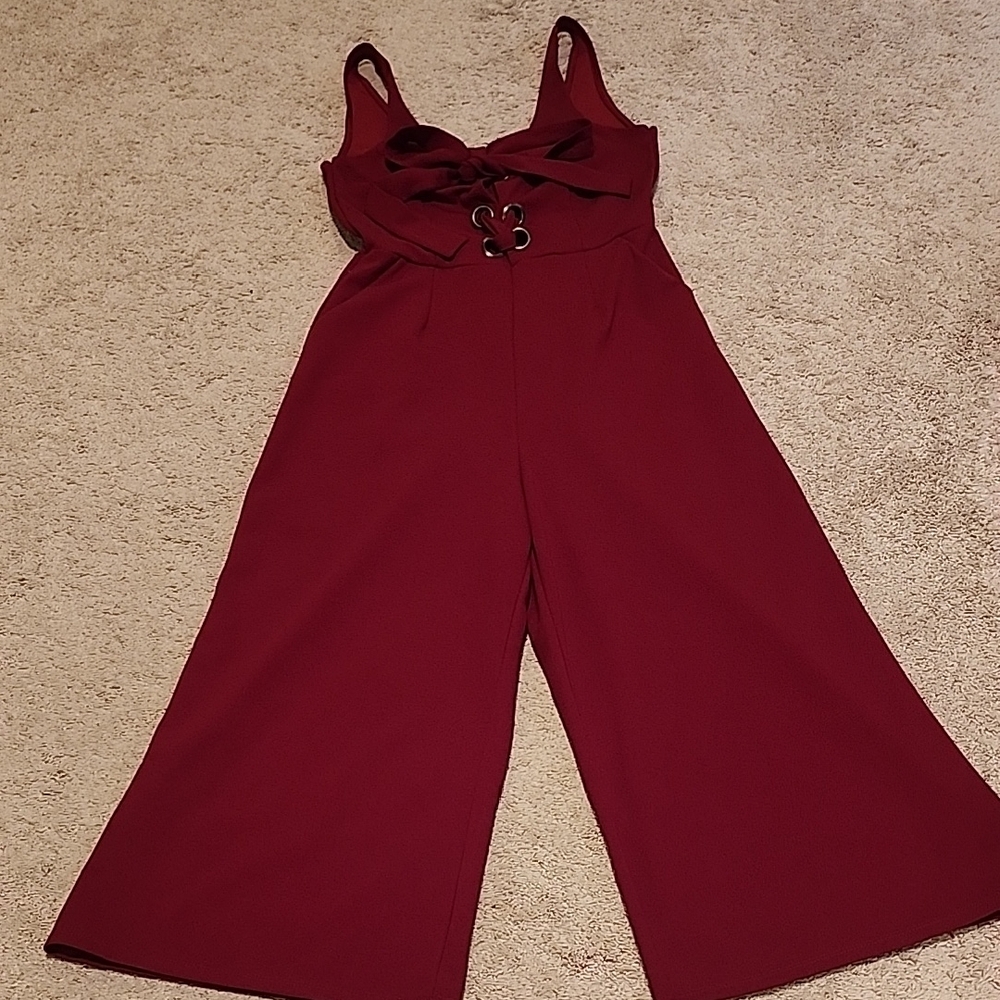 Retro Chic Burgundy Lace-up Jumsuit